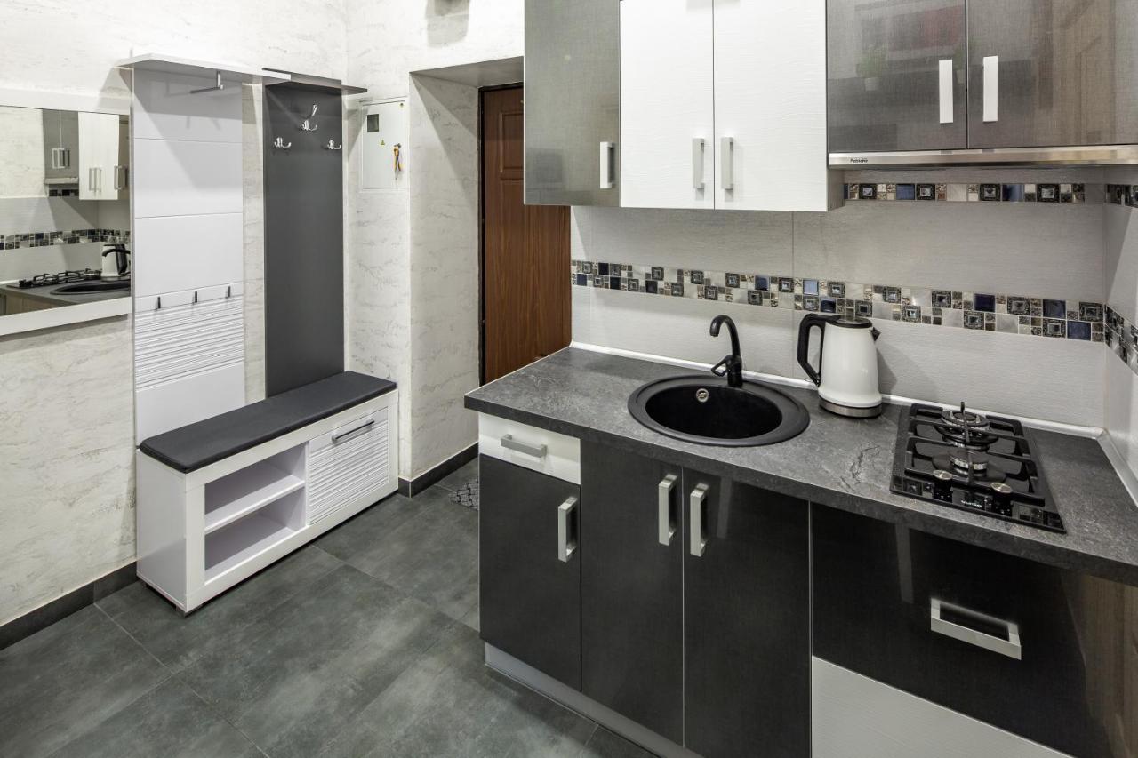 Apartment On Lesya Ukrainka Львів Екстер'єр фото
