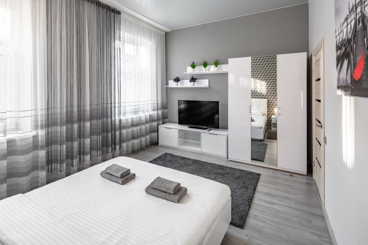 Apartment On Lesya Ukrainka Львів Екстер'єр фото
